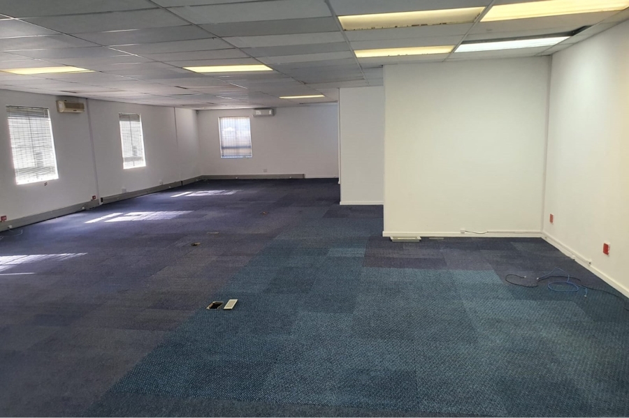 To Let commercial Property for Rent in Newton Park Eastern Cape